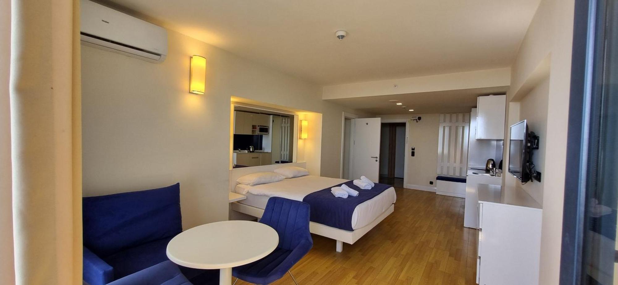 Sea View Apartments In Orbi City Batumi Esterno foto