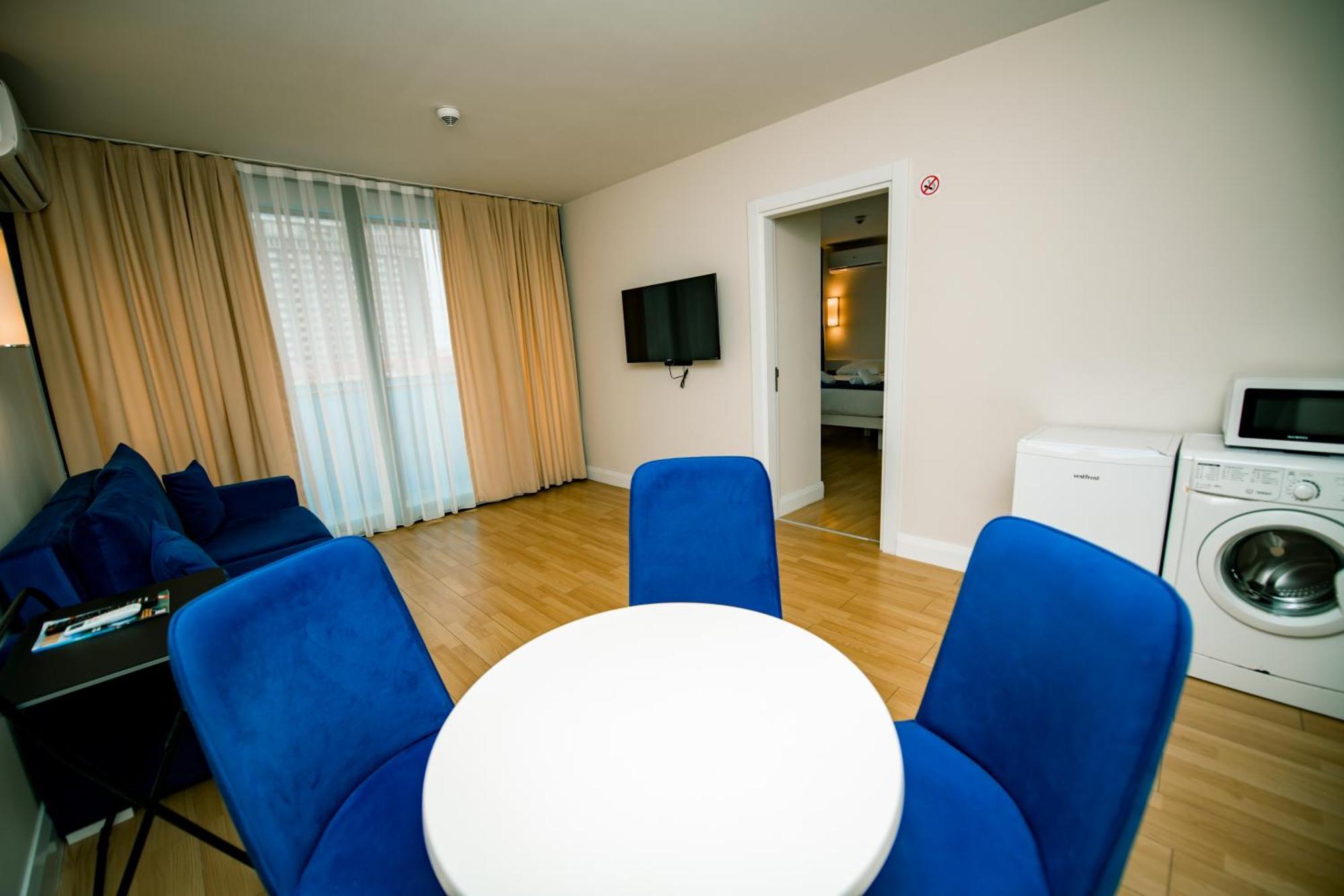 Sea View Apartments In Orbi City Batumi Esterno foto