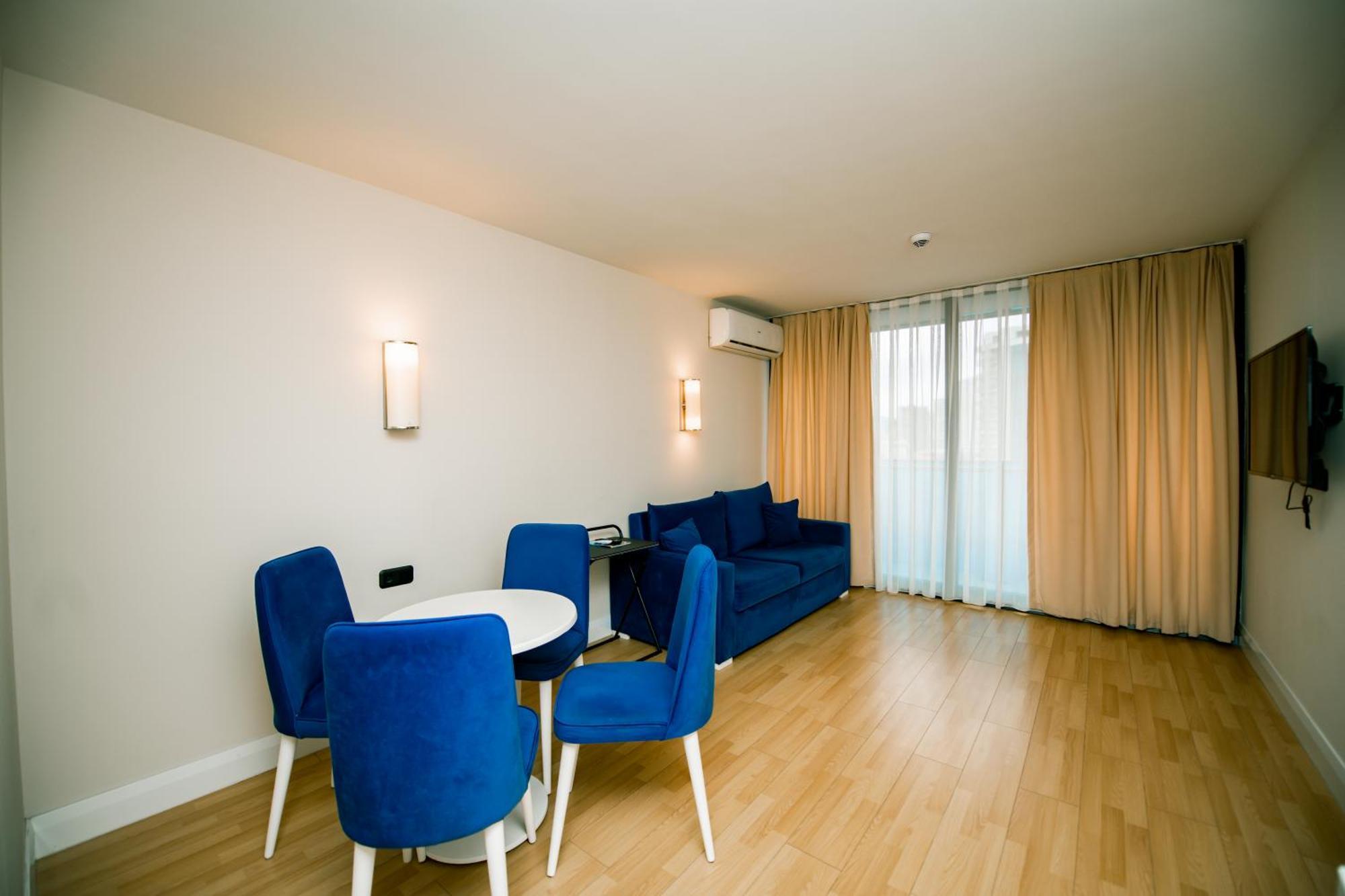 Sea View Apartments In Orbi City Batumi Esterno foto
