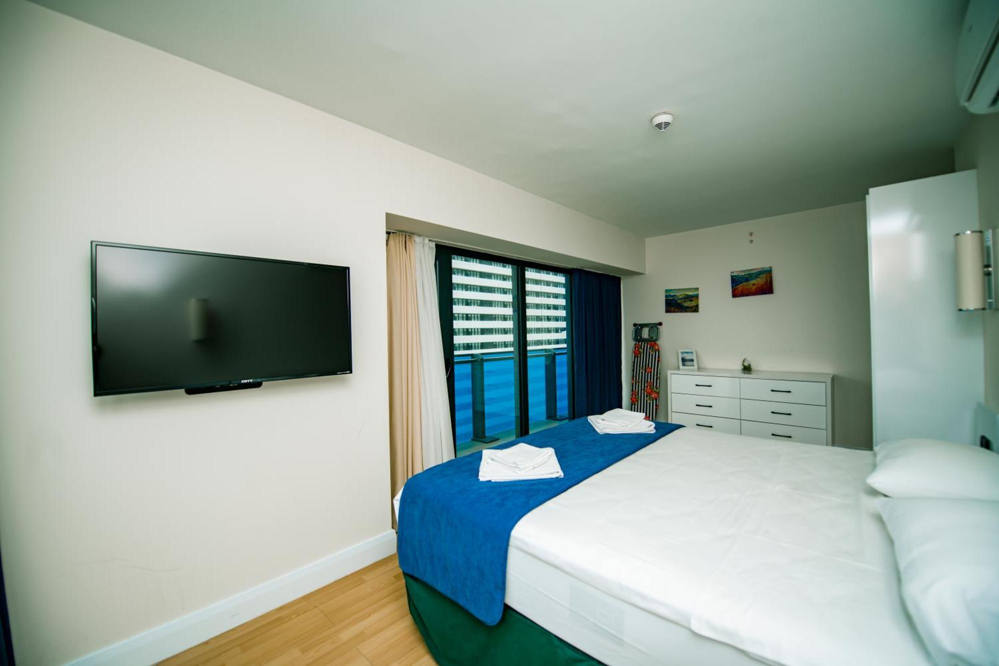 Sea View Apartments In Orbi City Batumi Esterno foto