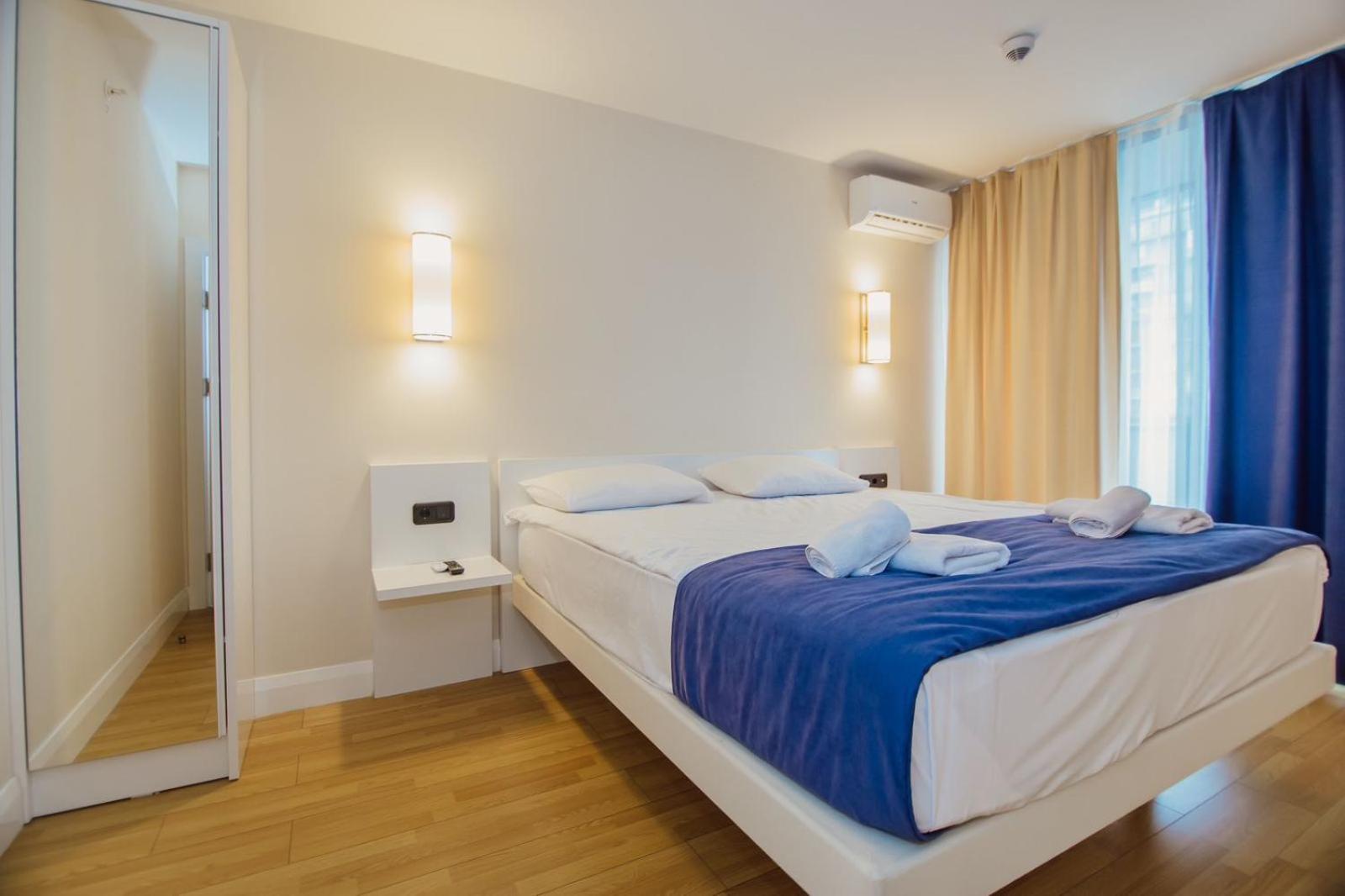 Sea View Apartments In Orbi City Batumi Esterno foto