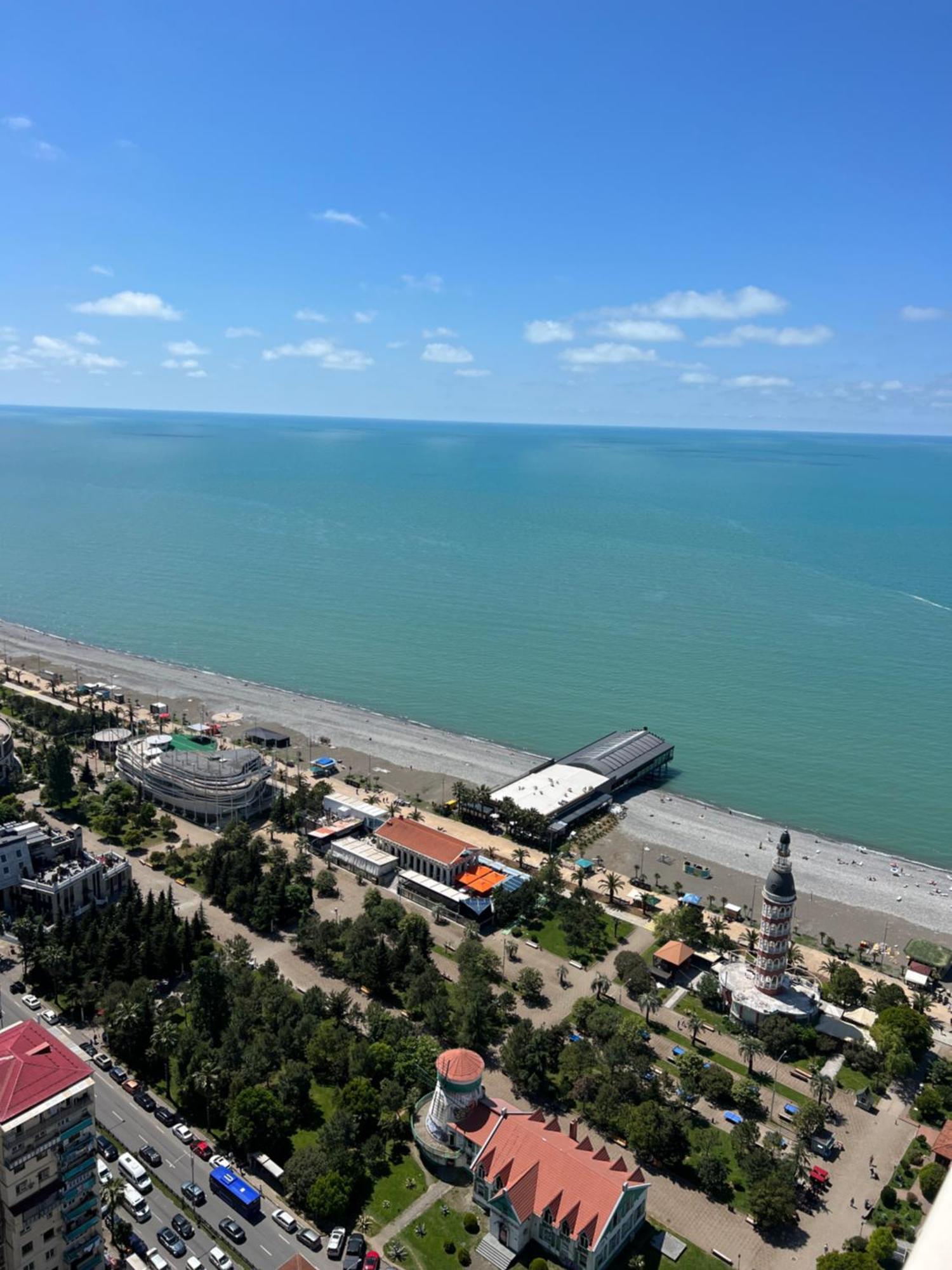 Sea View Apartments In Orbi City Batumi Esterno foto